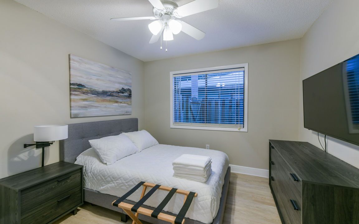 Photo of Bedroom in River District