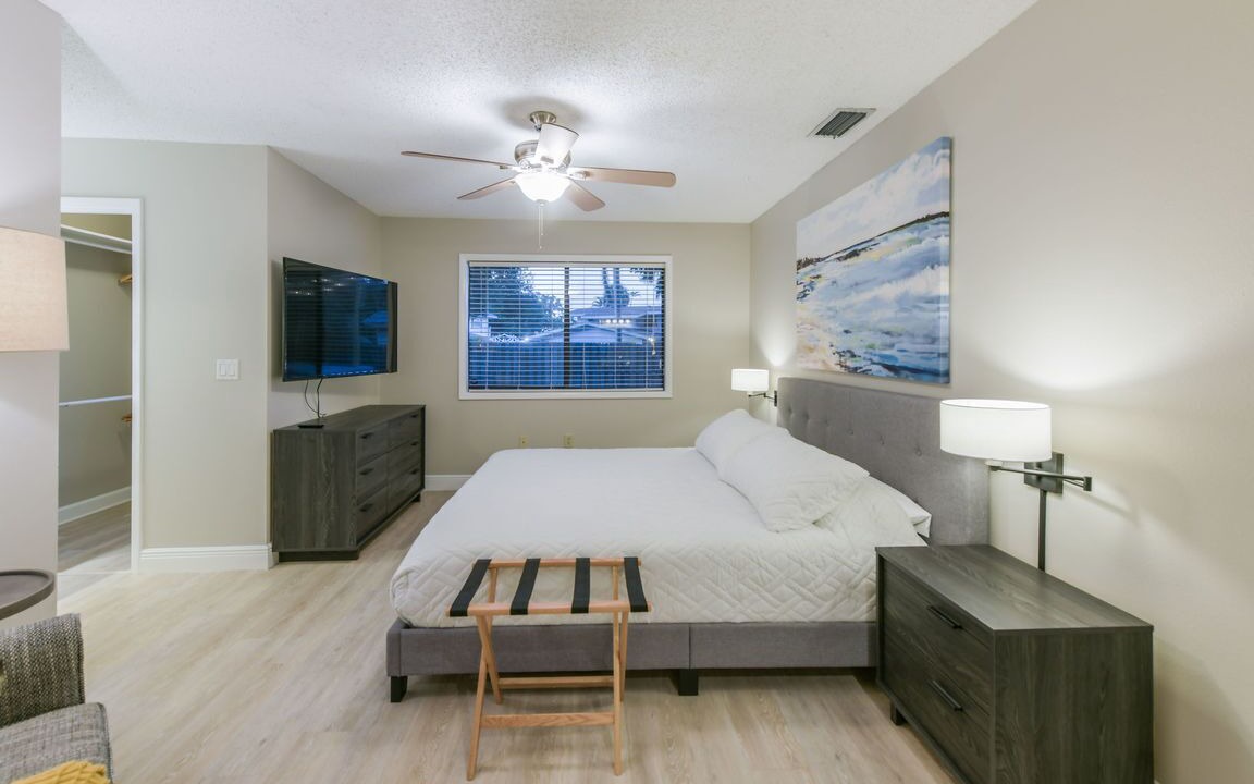 Photo of Bedroom in River District