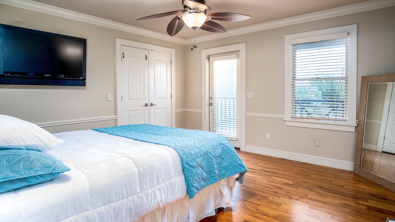 Photo of Bedroom in New Smyrna Beach