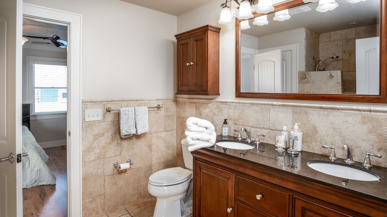 Photo of Bathroom in New Smyrna Beach