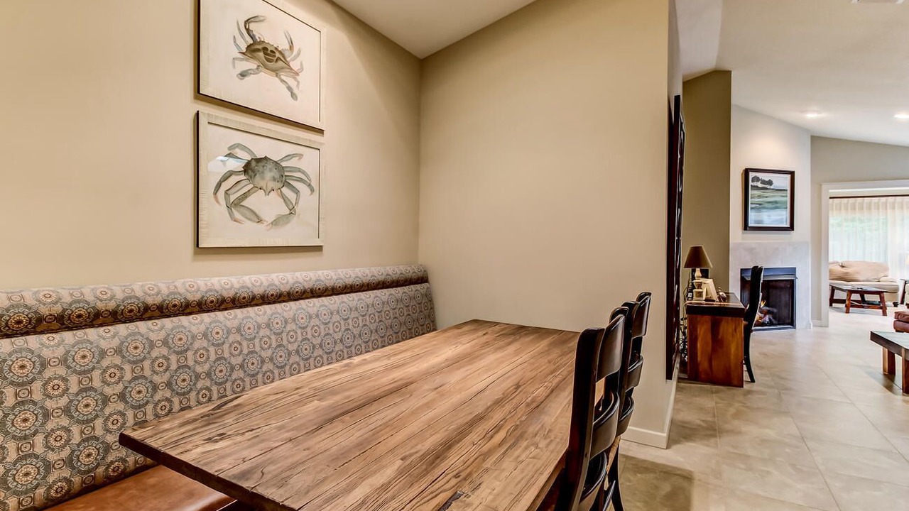Photo of Livingroom in Amelia City