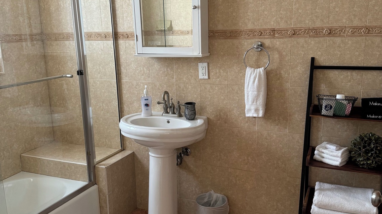 Photo of Bathroom in Grandview Heights