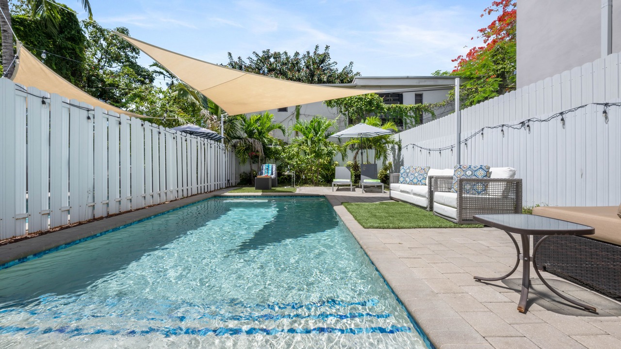 Photo of Outdoor in Coral Way