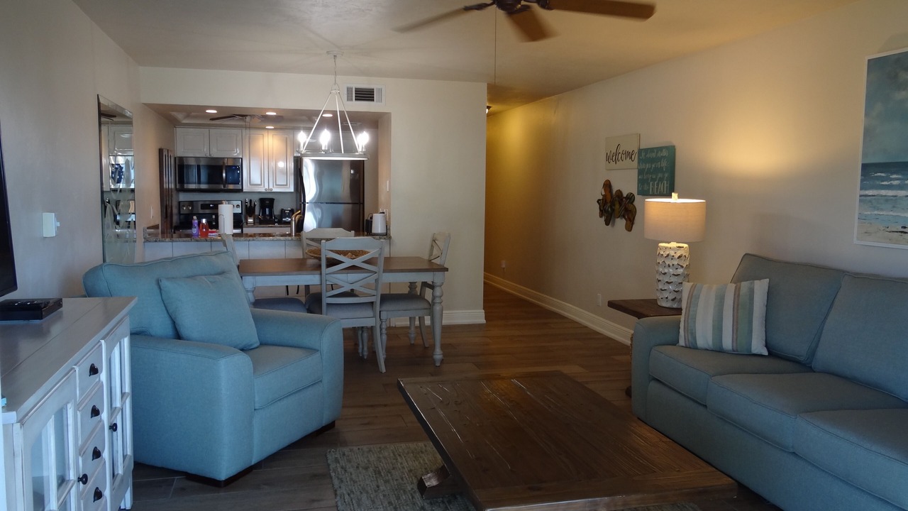 Photo of Livingroom in Captiva