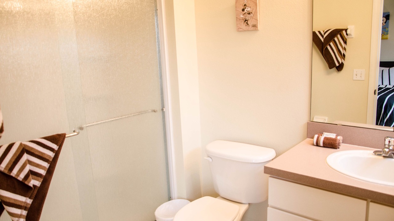 Photo of Bathroom in Lake Berkley