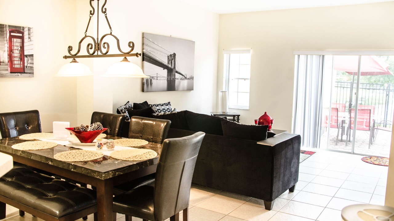 Photo of Livingroom in Lake Berkley