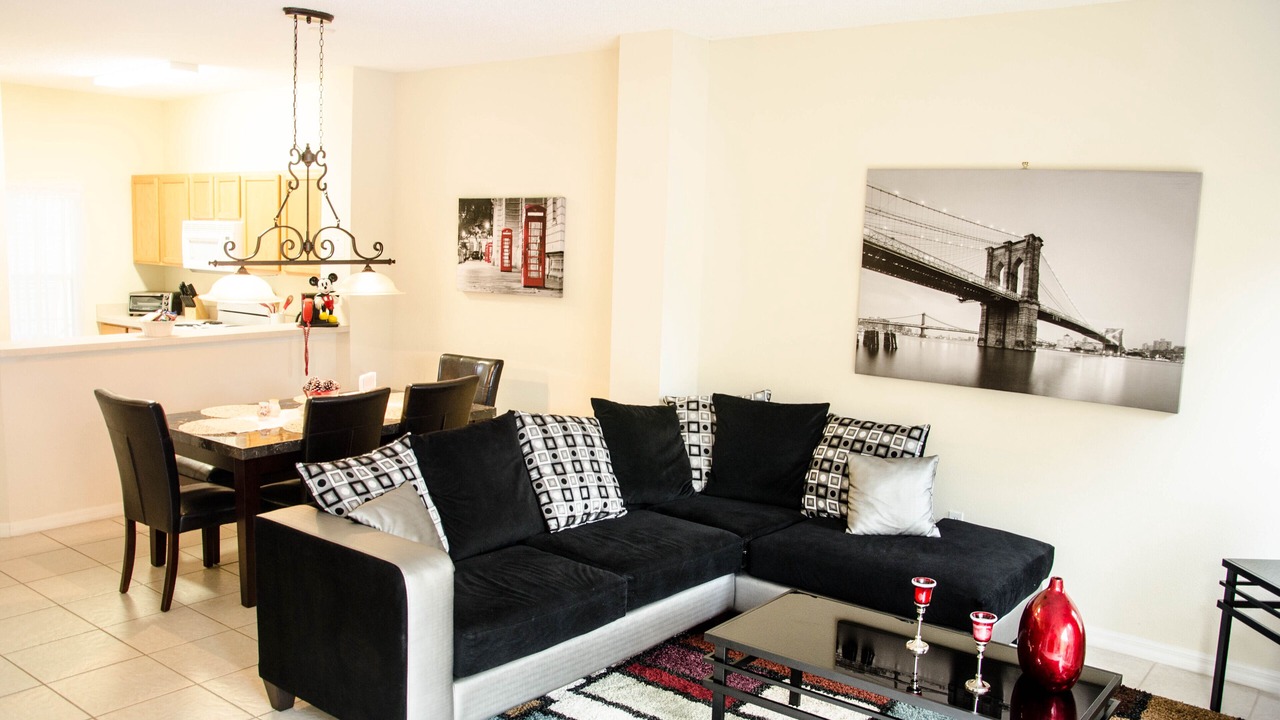 Photo of Livingroom in Lake Berkley
