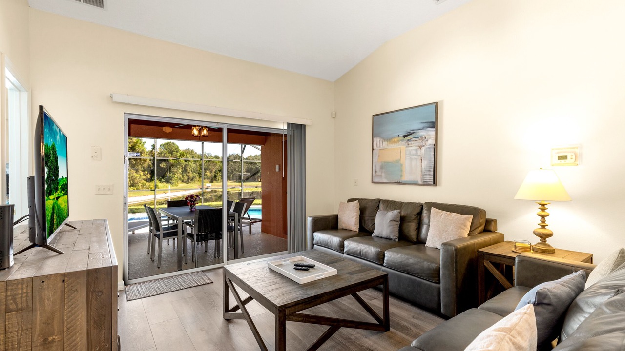 Photo of Livingroom in Sandy Ridge