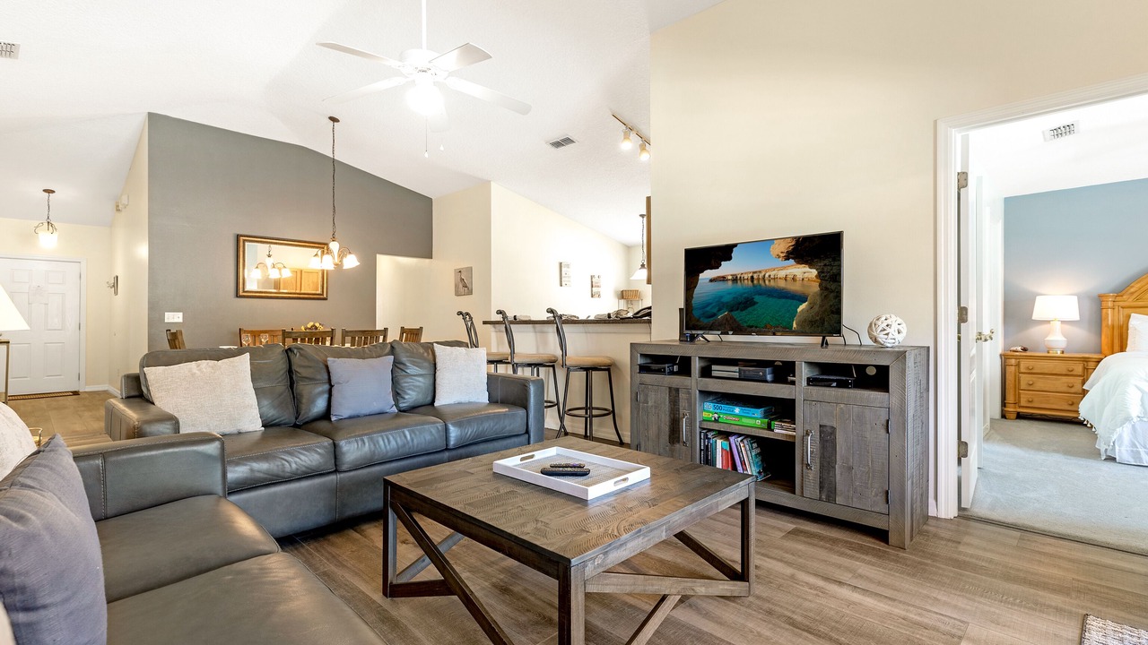 Photo of Livingroom in Sandy Ridge