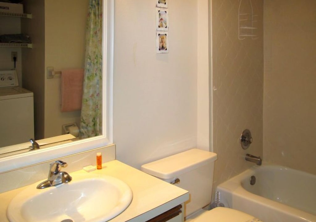 Photo of Bathroom in Holmes Beach
