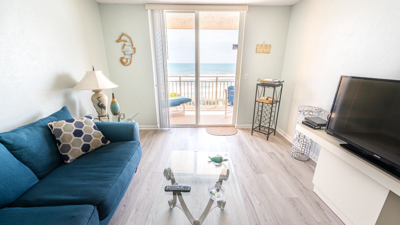 Photo of Livingroom in Indian Harbour Beach