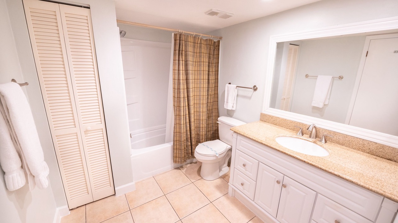 Photo of Bathroom in Indian Harbour Beach