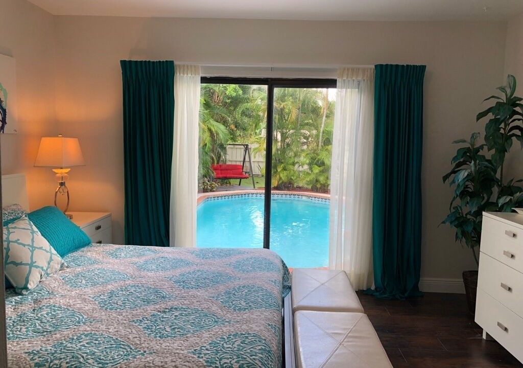 Photo of Bedroom in Dania Beach