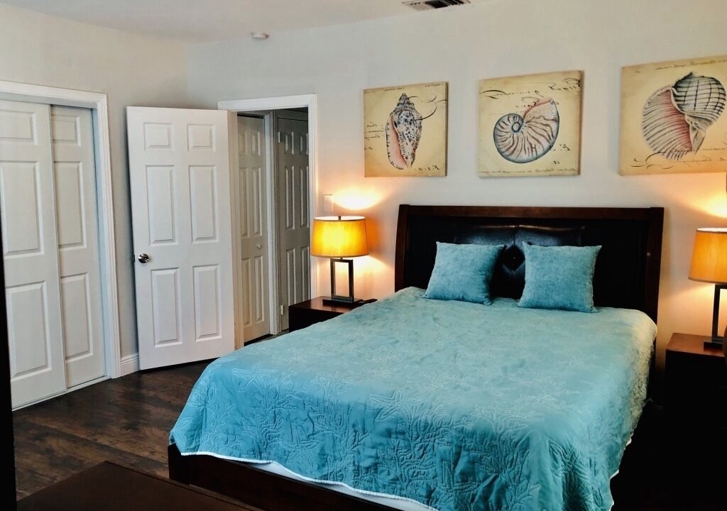 Photo of Bedroom in Dania Beach