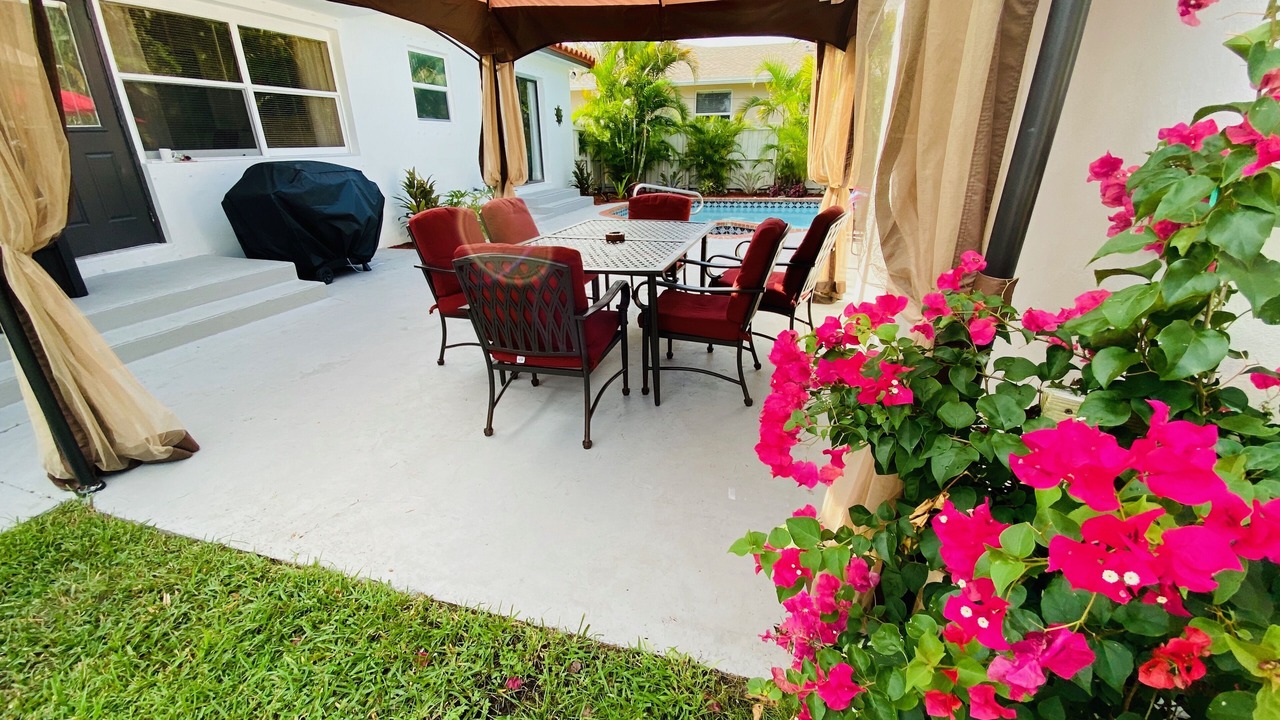 Photo of Outdoor in Dania Beach