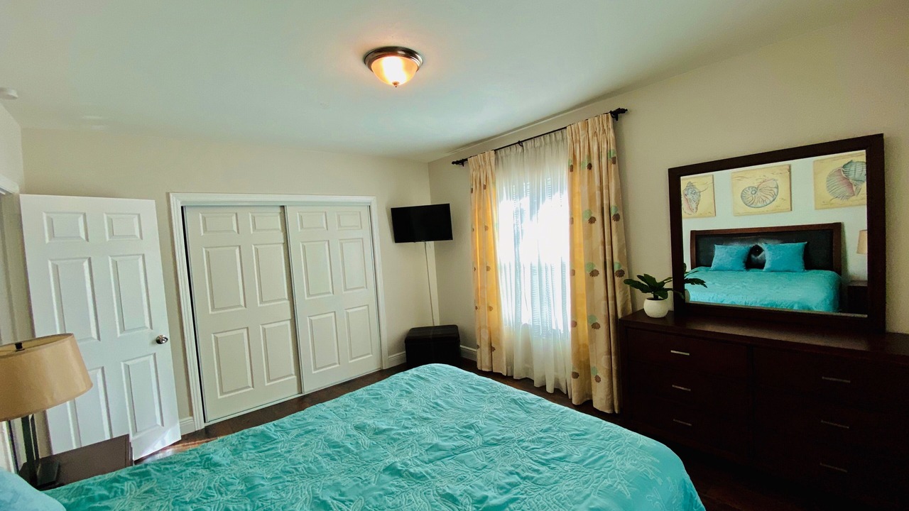 Photo of Bedroom in Dania Beach