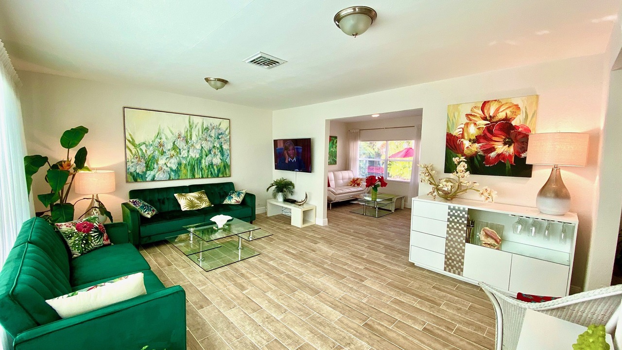 Photo of Livingroom in Dania Beach