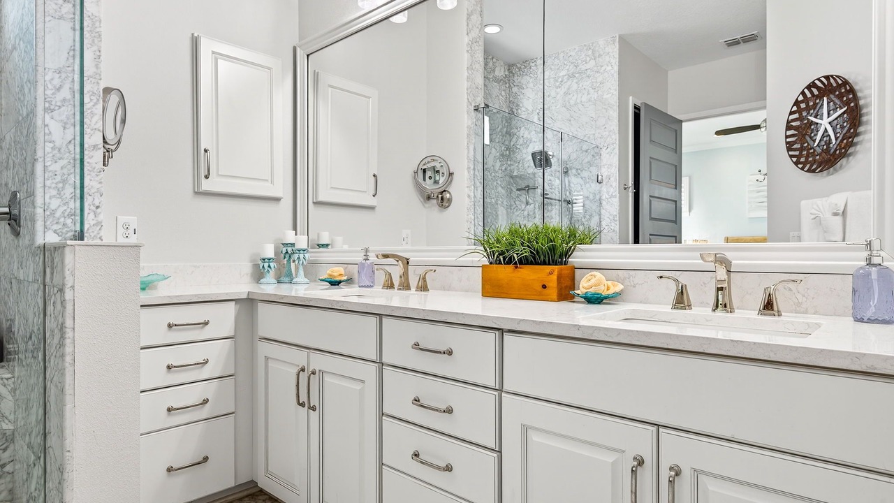 Photo of Bathroom in Redington Beach