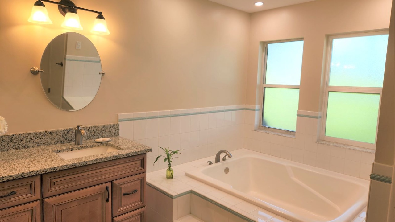Photo of Bathroom in Williston