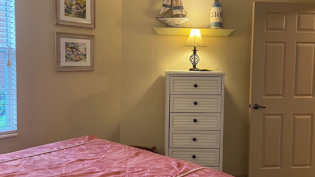 Photo of Bedroom in Iona