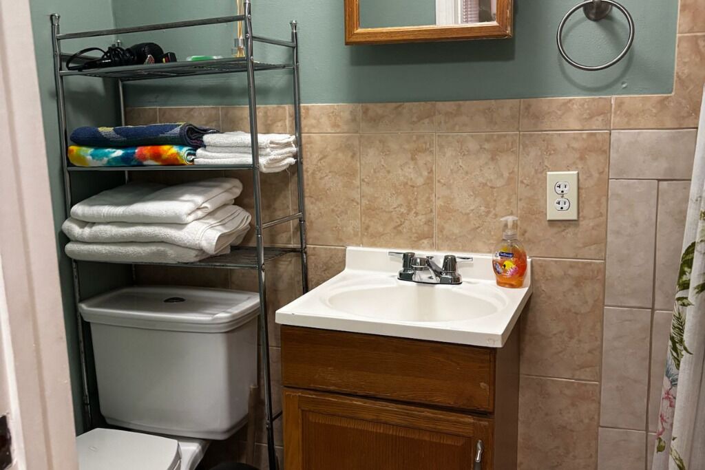 Photo of Bathroom in South Gate Ridge