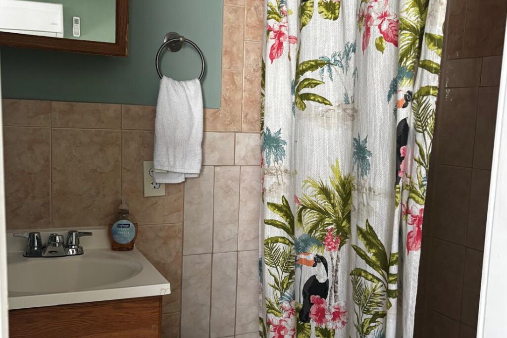 Photo of Bathroom in South Gate Ridge