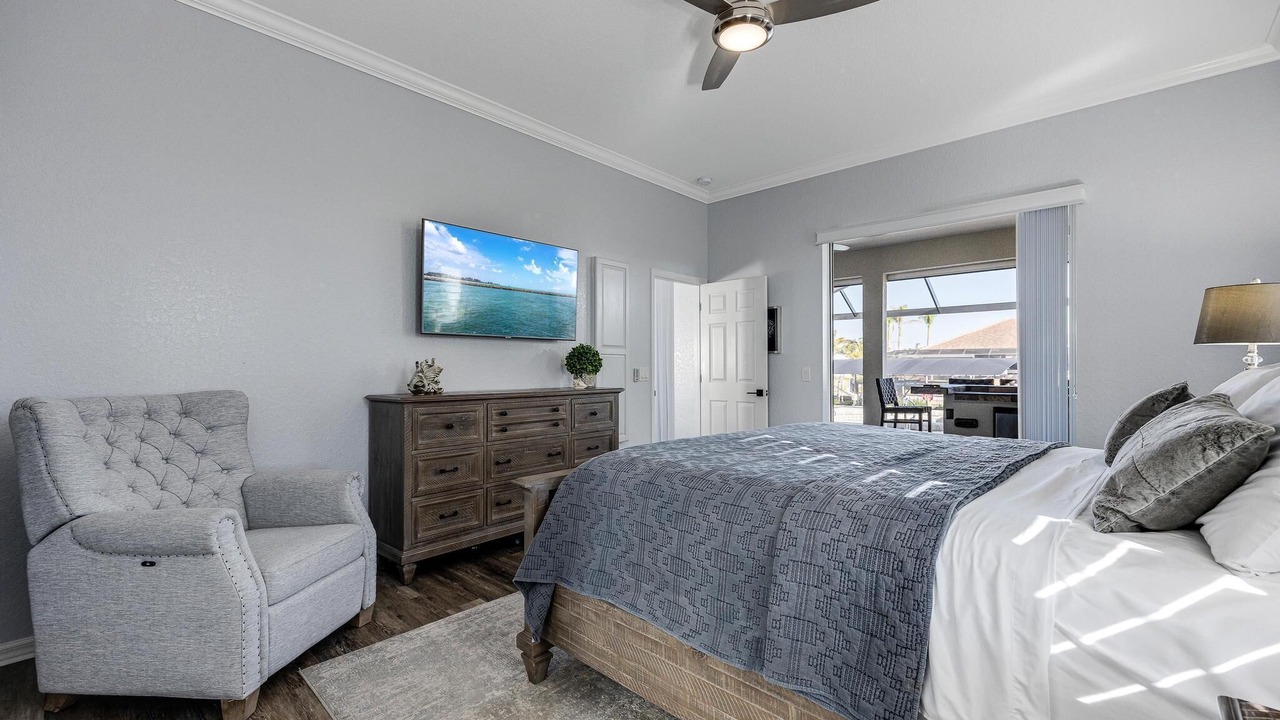 Photo of Bedroom in Pelican
