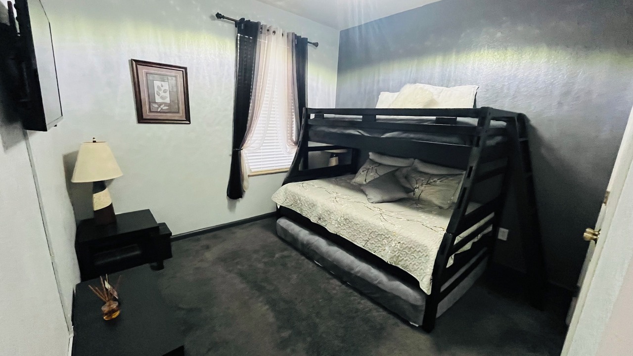 Photo of Bedroom in Trafalgar Village