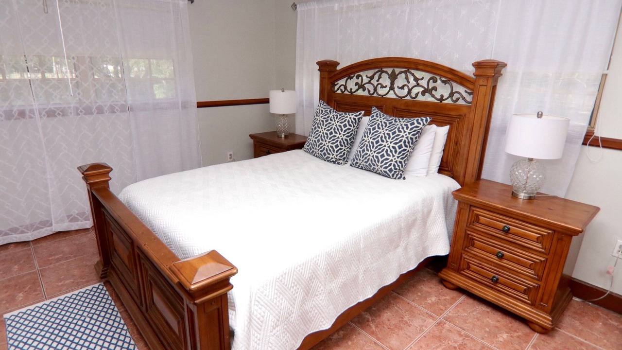 Photo of Bedroom in Glenvar Heights