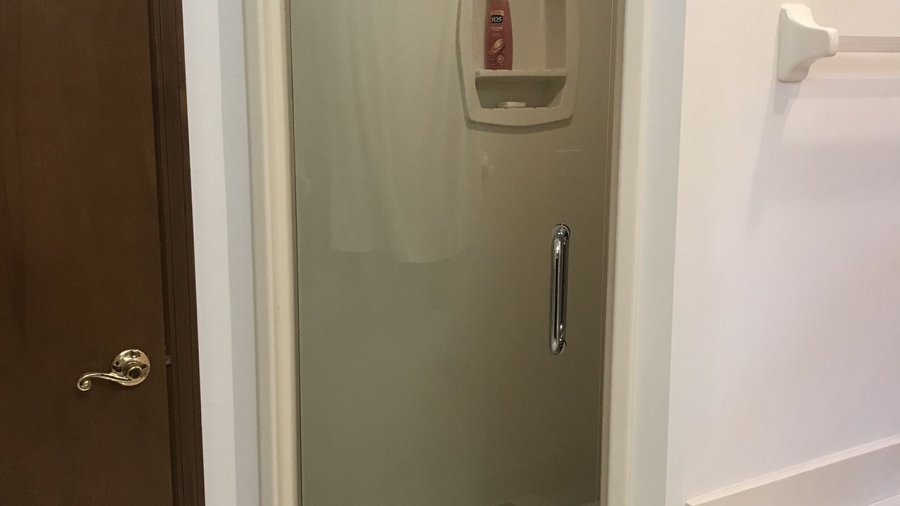 Photo of Bathroom in Black Diamond