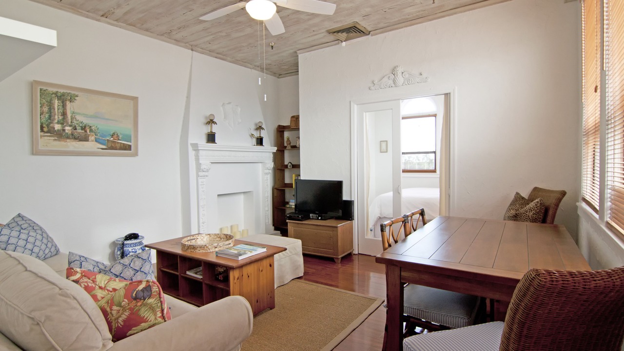 Photo of Livingroom in Palm Beach - West Palm Beach