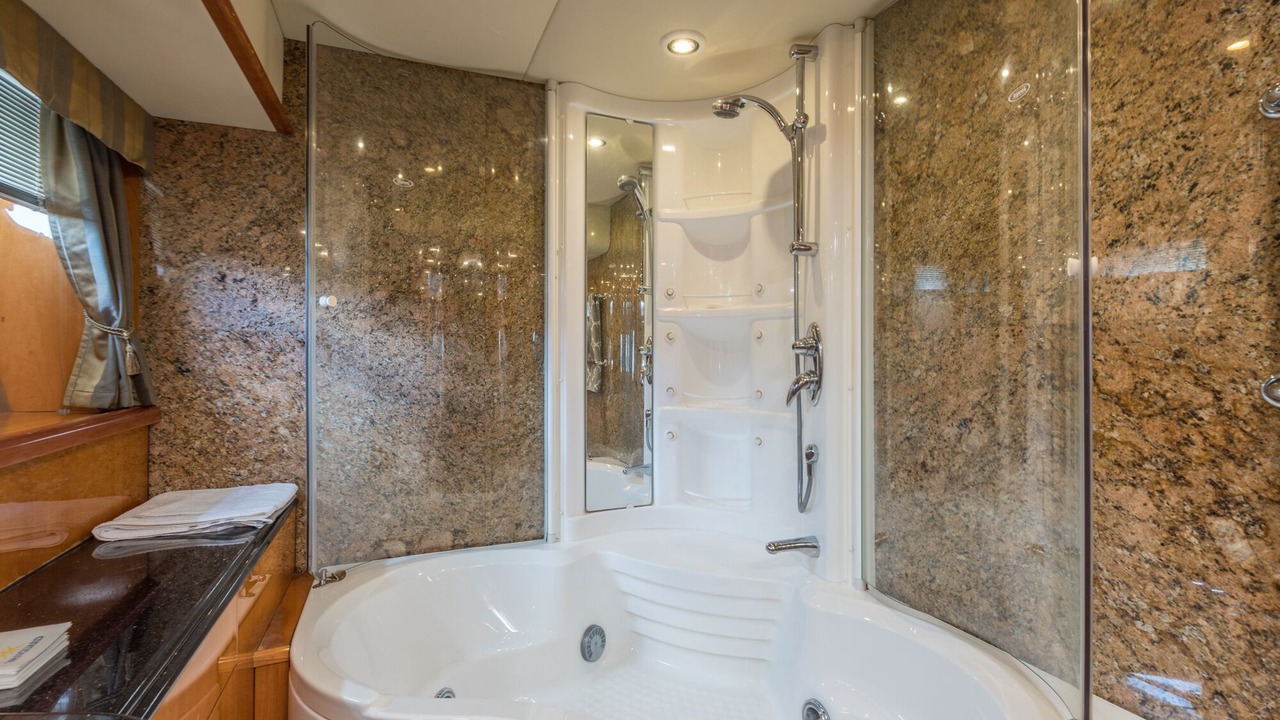 Photo of Bathroom in Harbour Island