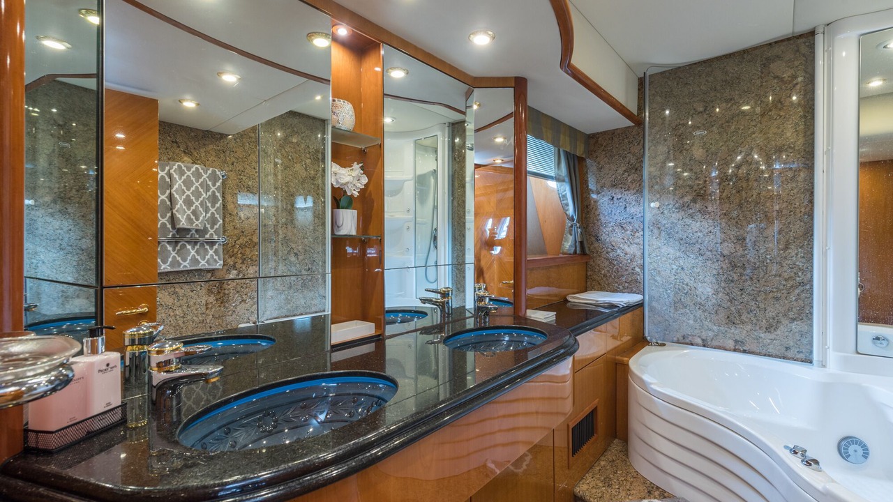 Photo of Bathroom in Harbour Island