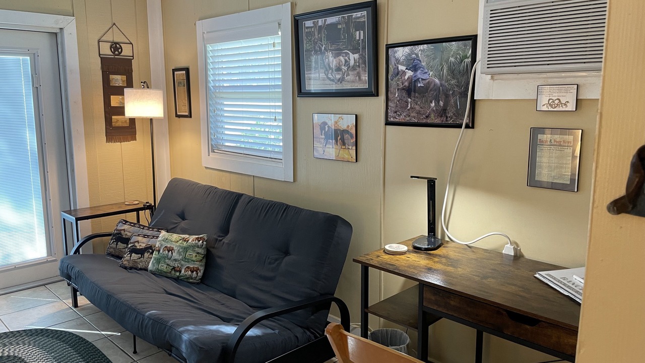 Photo of Livingroom in Brooksville