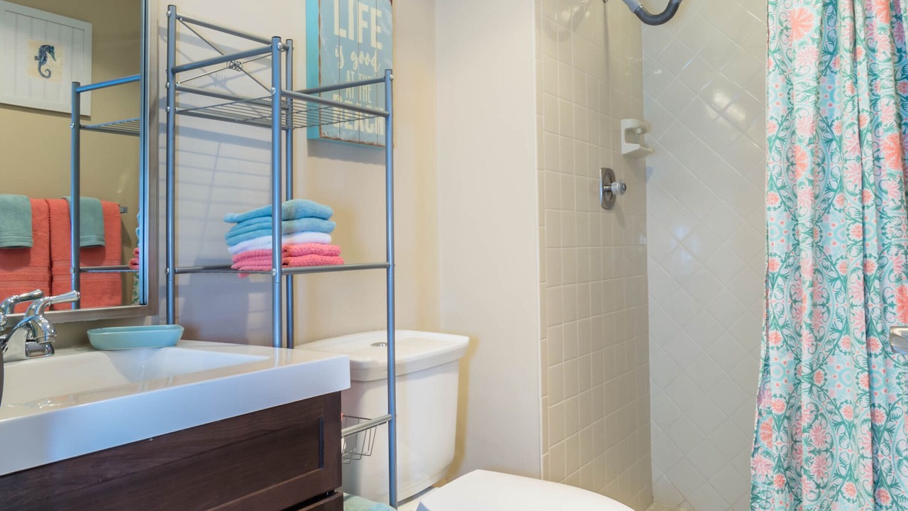 Photo of Bathroom in Vanderbilt Beach