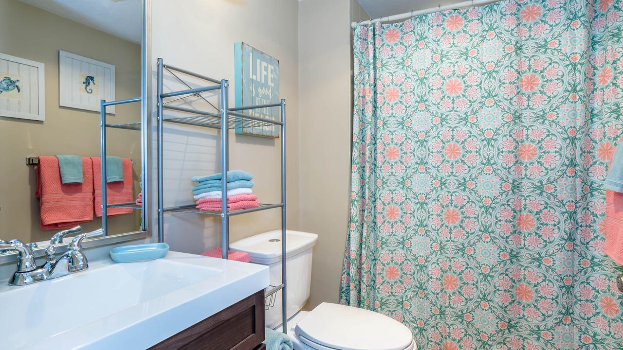 Photo of Bathroom in Vanderbilt Beach