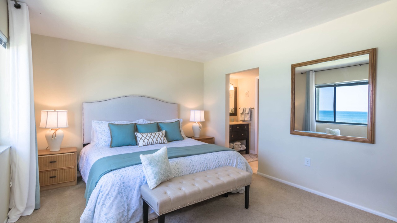 Photo of Bedroom in Vanderbilt Beach