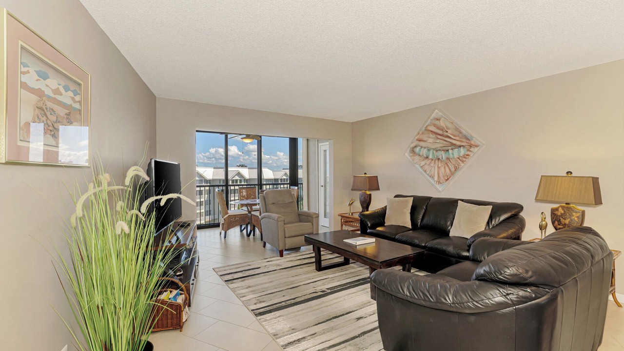 Photo of Livingroom in Siesta Key