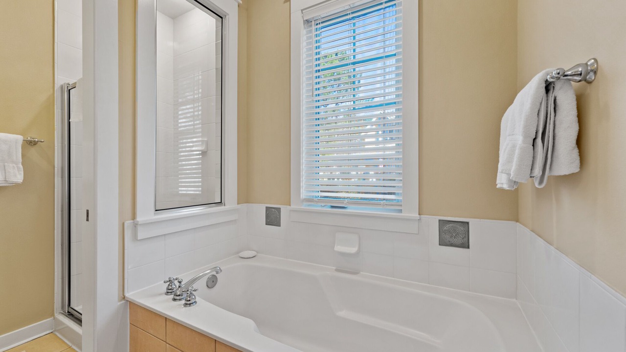 Photo of Bathroom in Laurel Grove