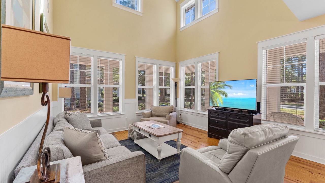 Photo of Livingroom in Laurel Grove