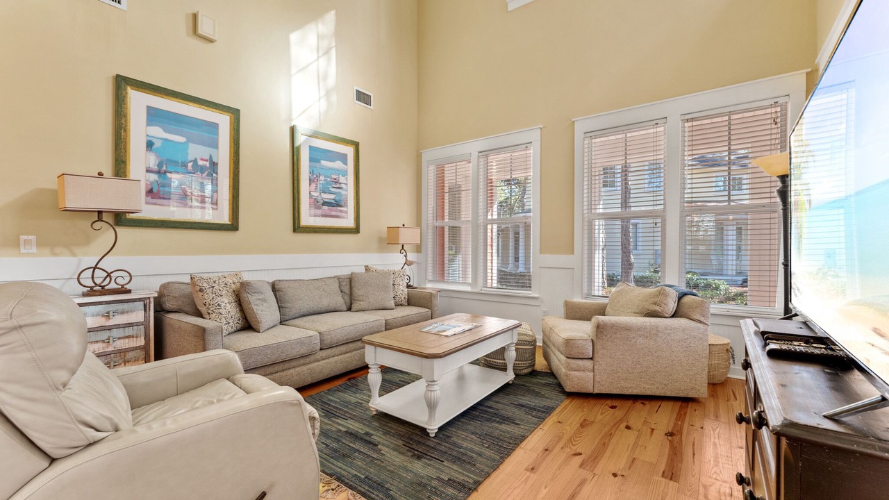 Photo of Livingroom in Laurel Grove