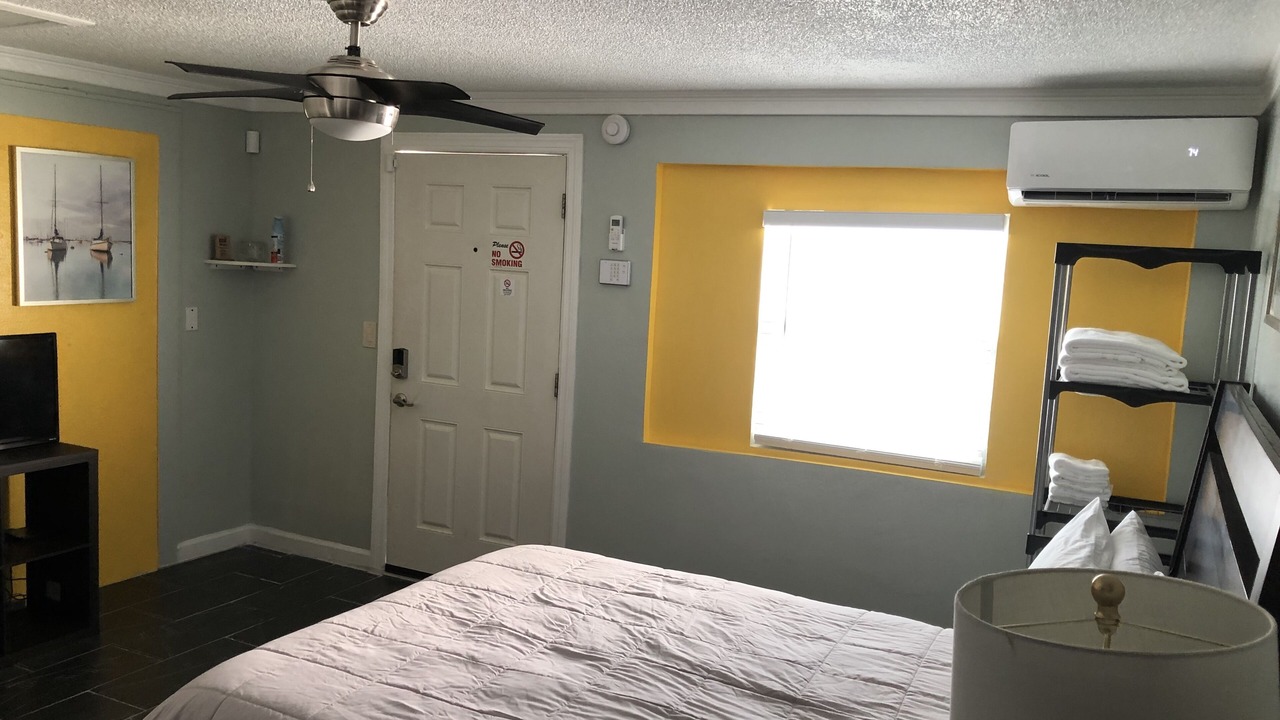Photo of Bedroom in Brentwood