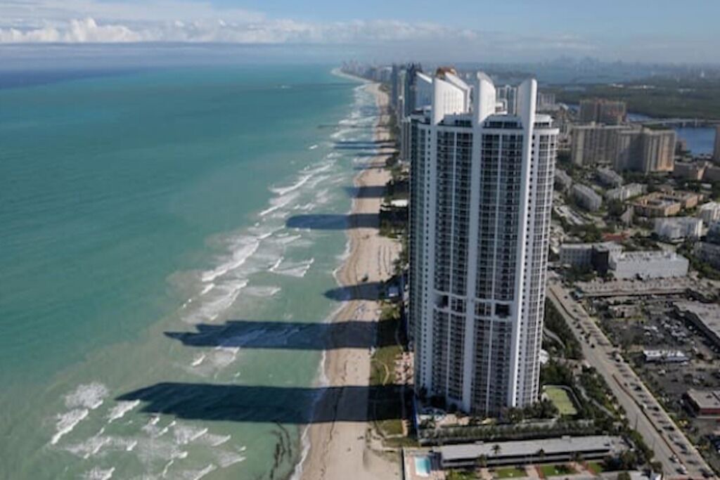 Photo of Others in Sunny Isles Beach