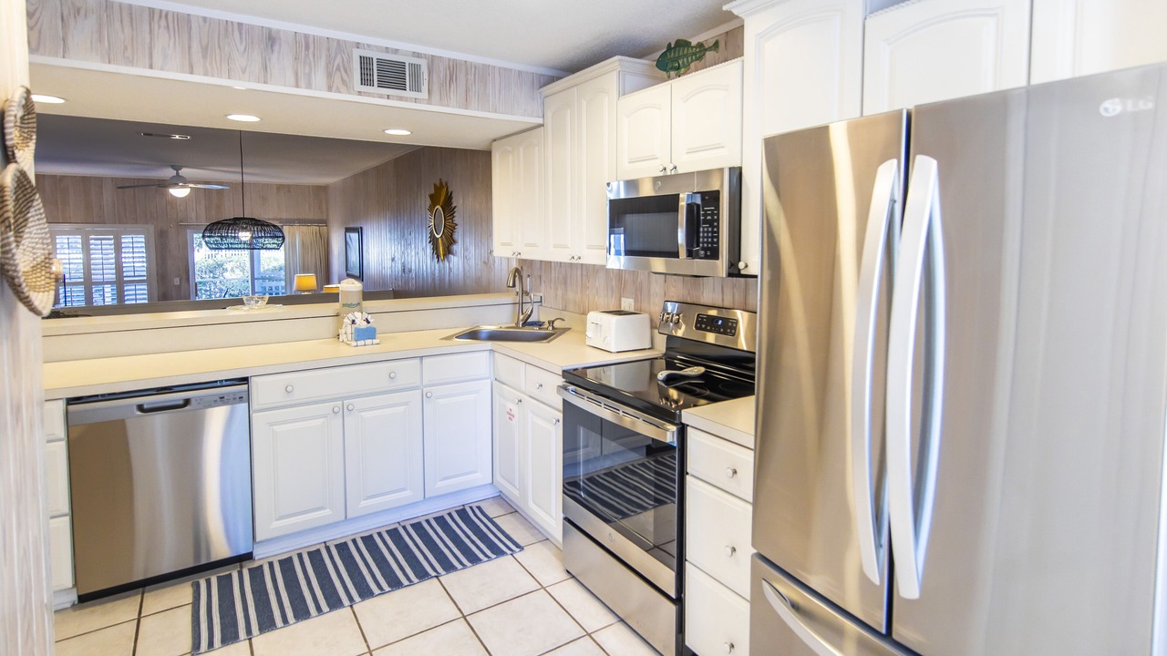 Photo of Kitchen in Dune Allen Beach