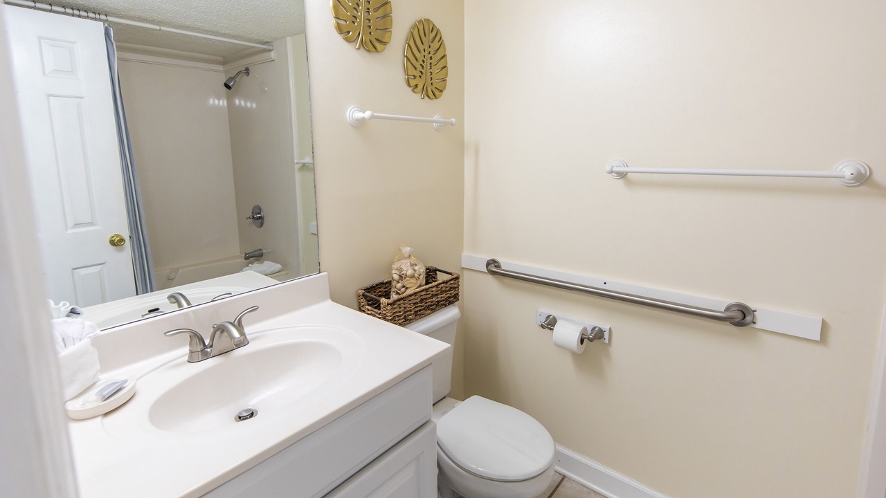 Photo of Bathroom in Dune Allen Beach