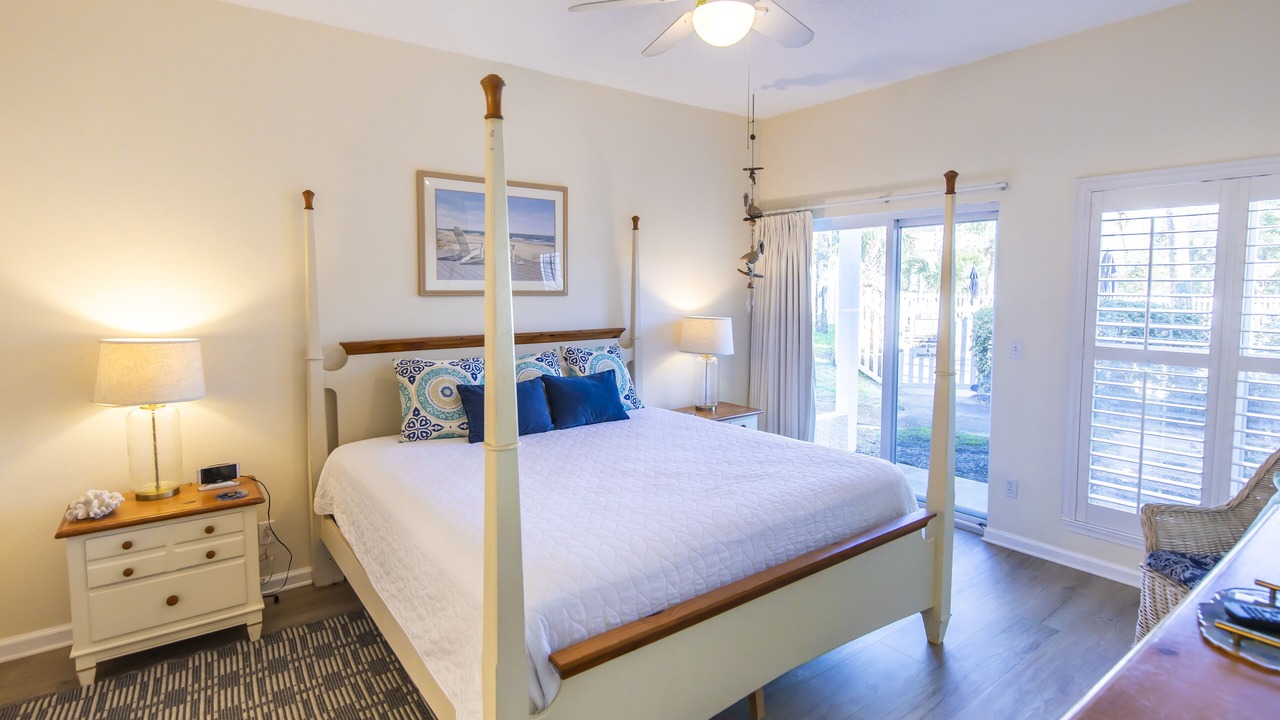Photo of Bedroom in Dune Allen Beach