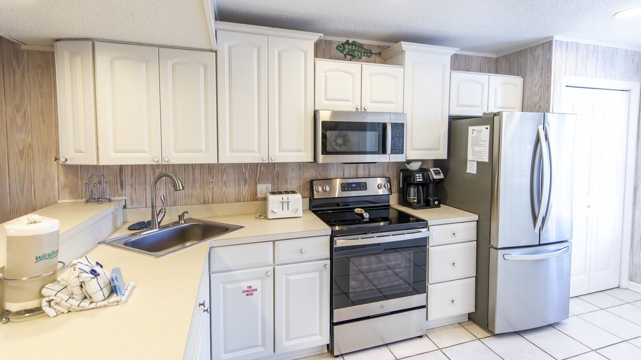 Photo of Kitchen in Dune Allen Beach