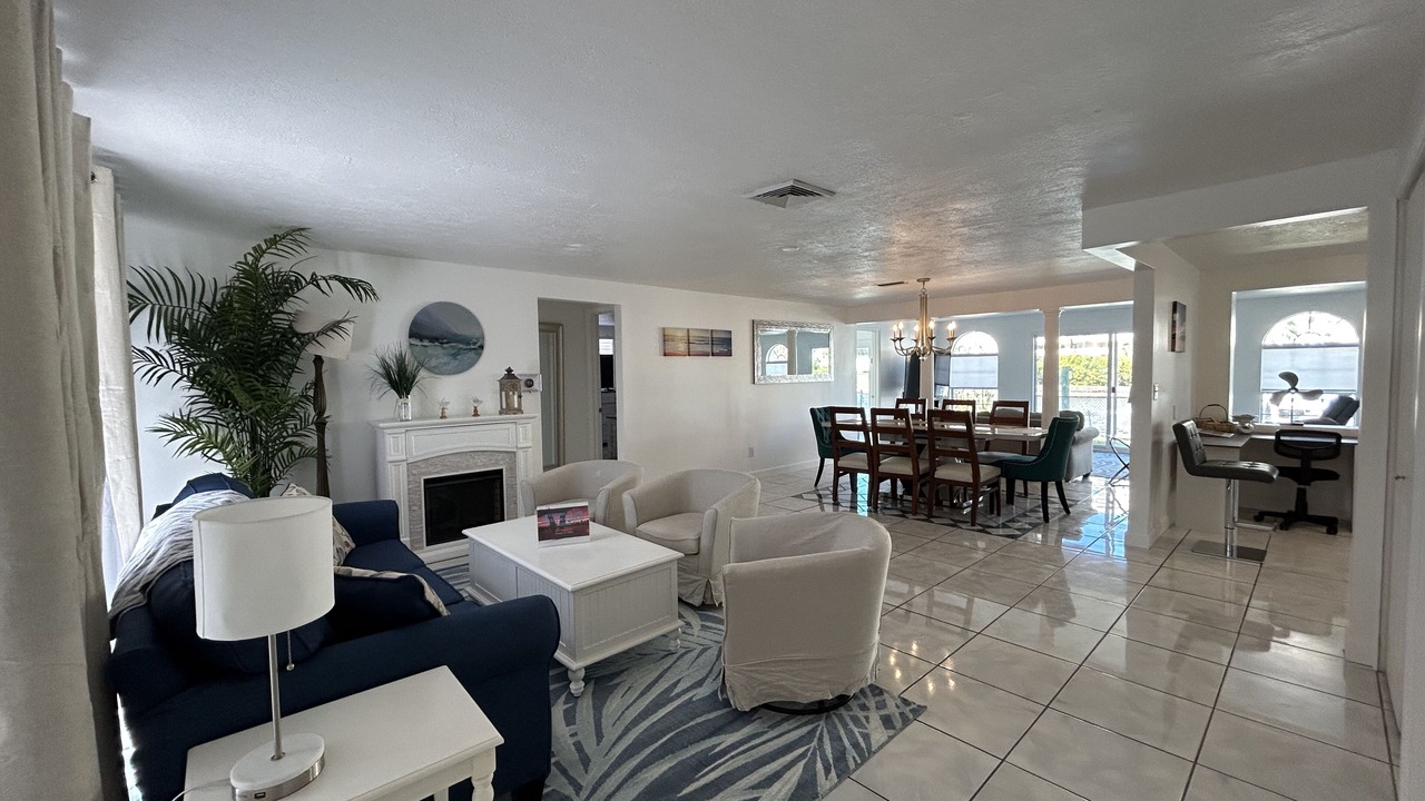 Photo of Livingroom in Sea Ranch