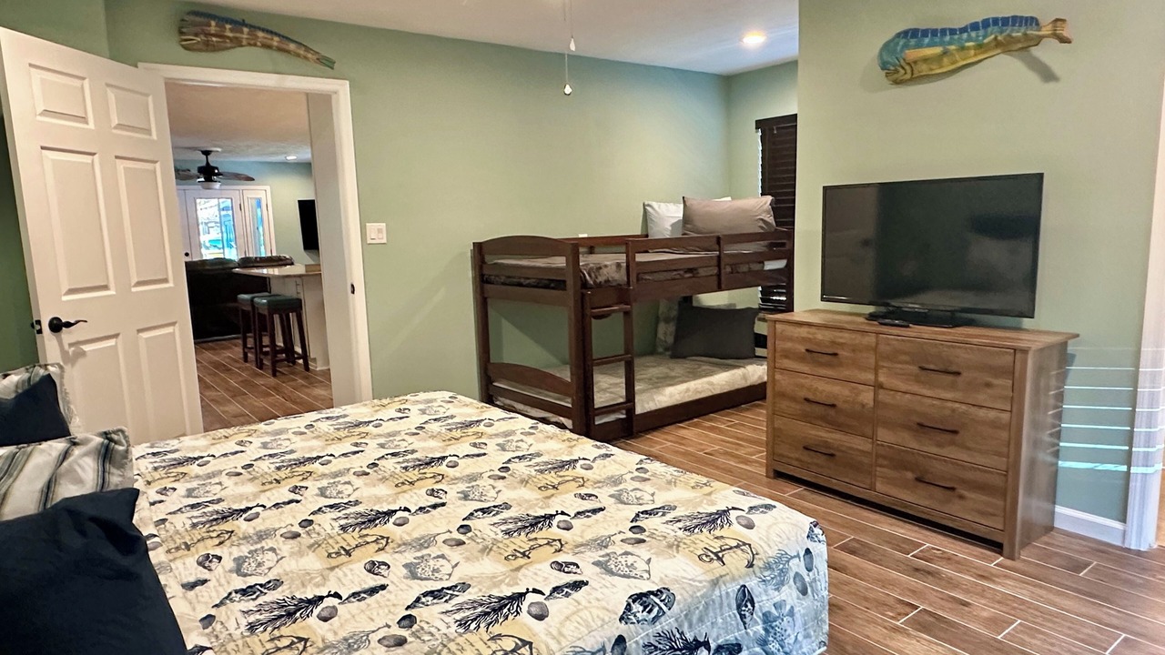 Photo of Bedroom in Weeki Wachee Gardens