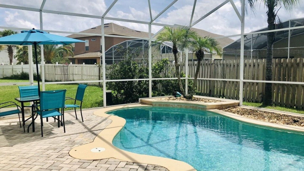Photo of Outdoor in Meadow Woods